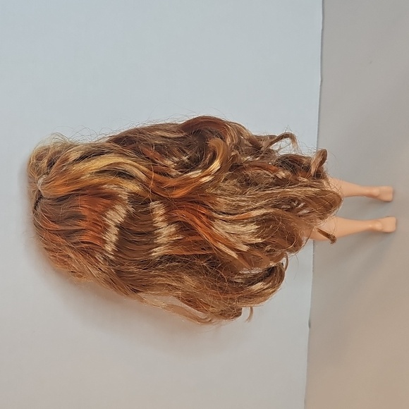 L.O.L. Surprise! Fashion Doll with Yellow Skirt and Blue Top - Picture 5 of 5